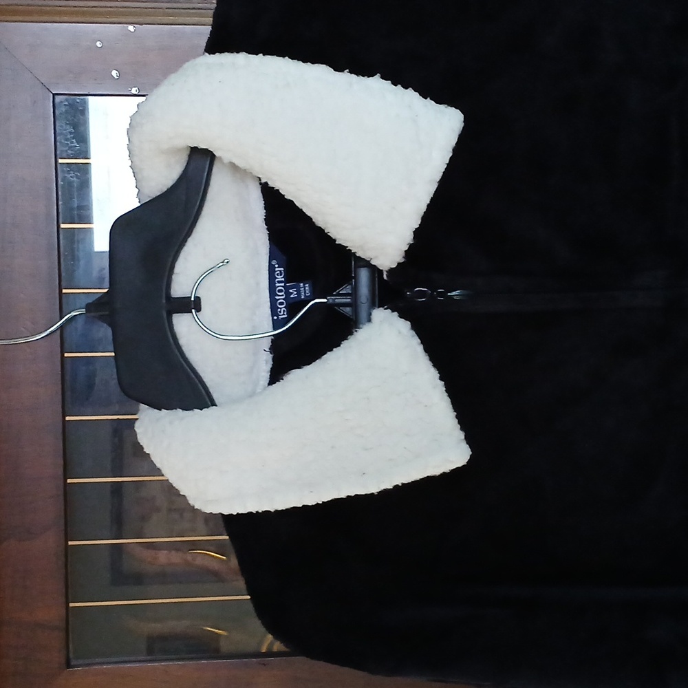 Isotoner Plush Robe - Picture 7 of 12
